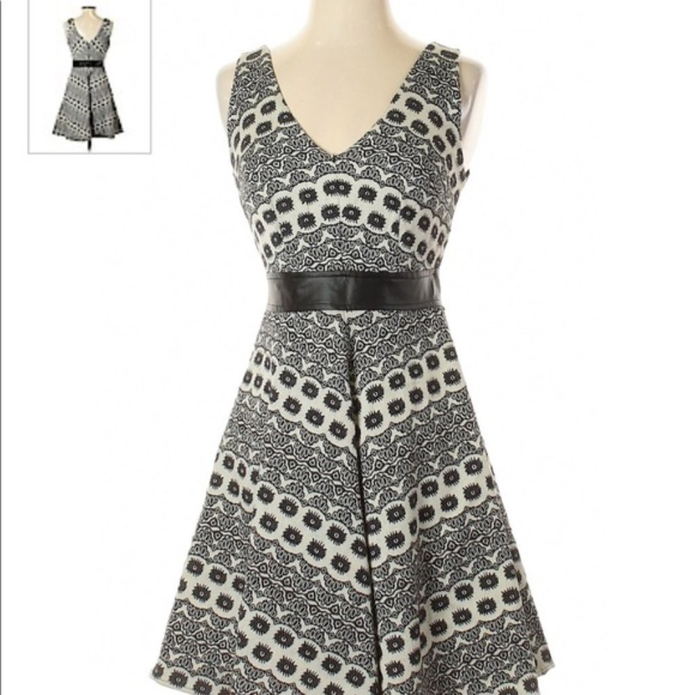 Chelsea & Violet Black and White Print Dress